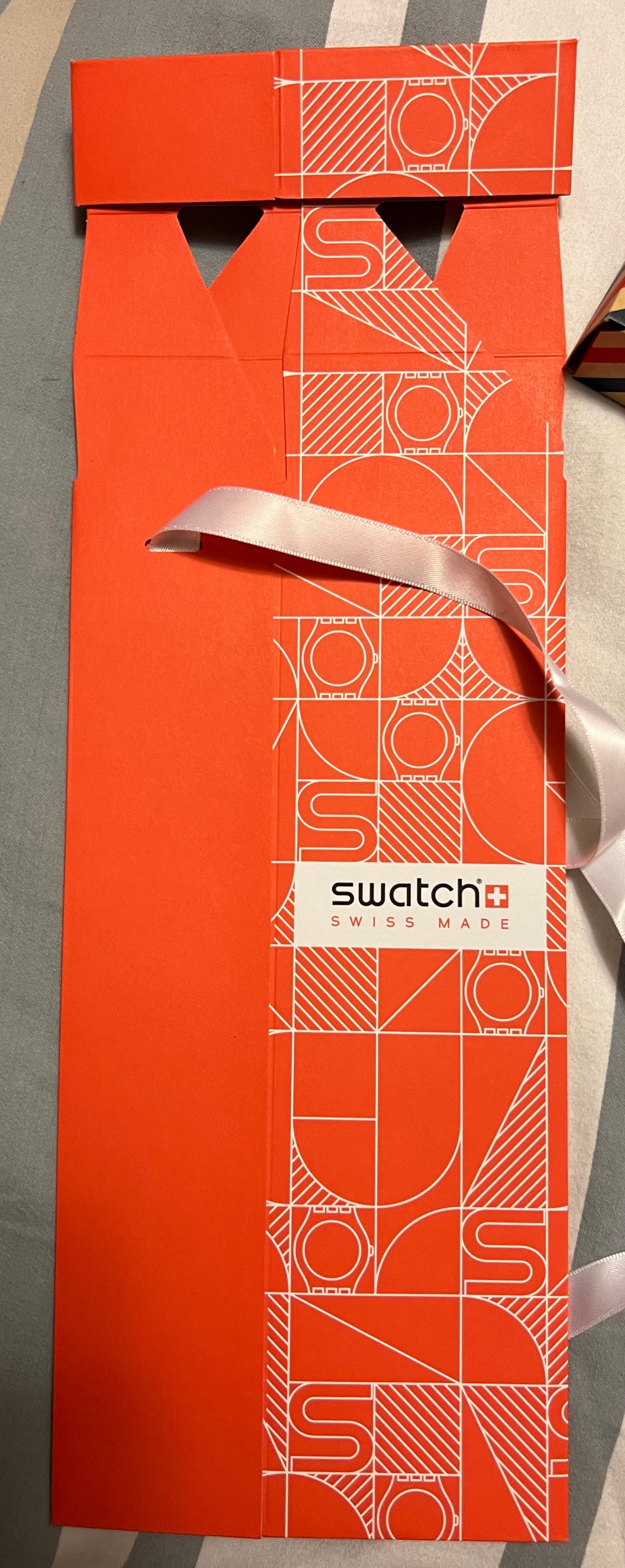 Swatch San Francisco Watch (Gates of Love) SO29Z103 (W/Box & Papers, Gift Bag)