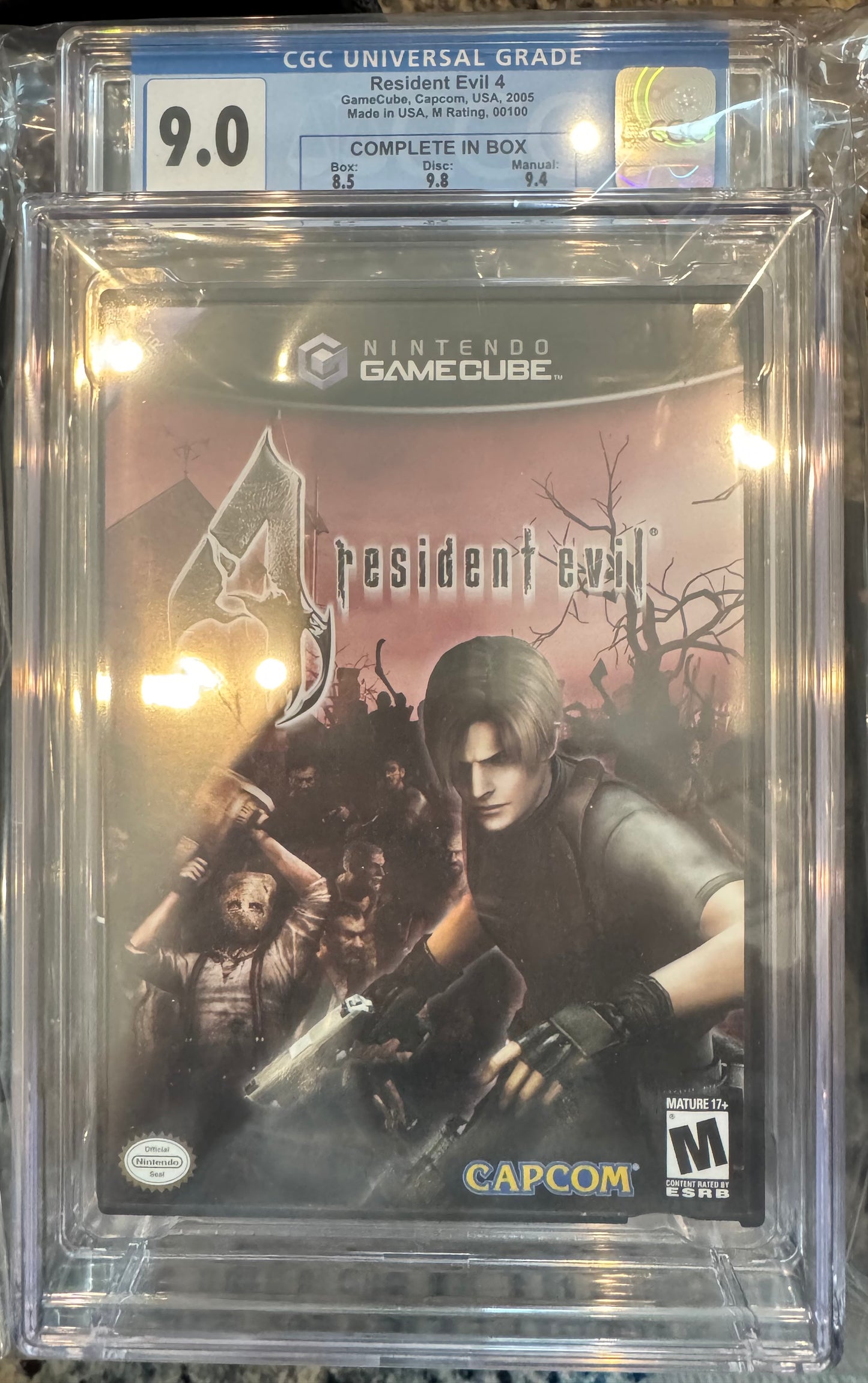 Resident Evil 4 CGC 9.0 (GameCube, 2005) Box 8.5, Disc 9.8, Manual 9.4