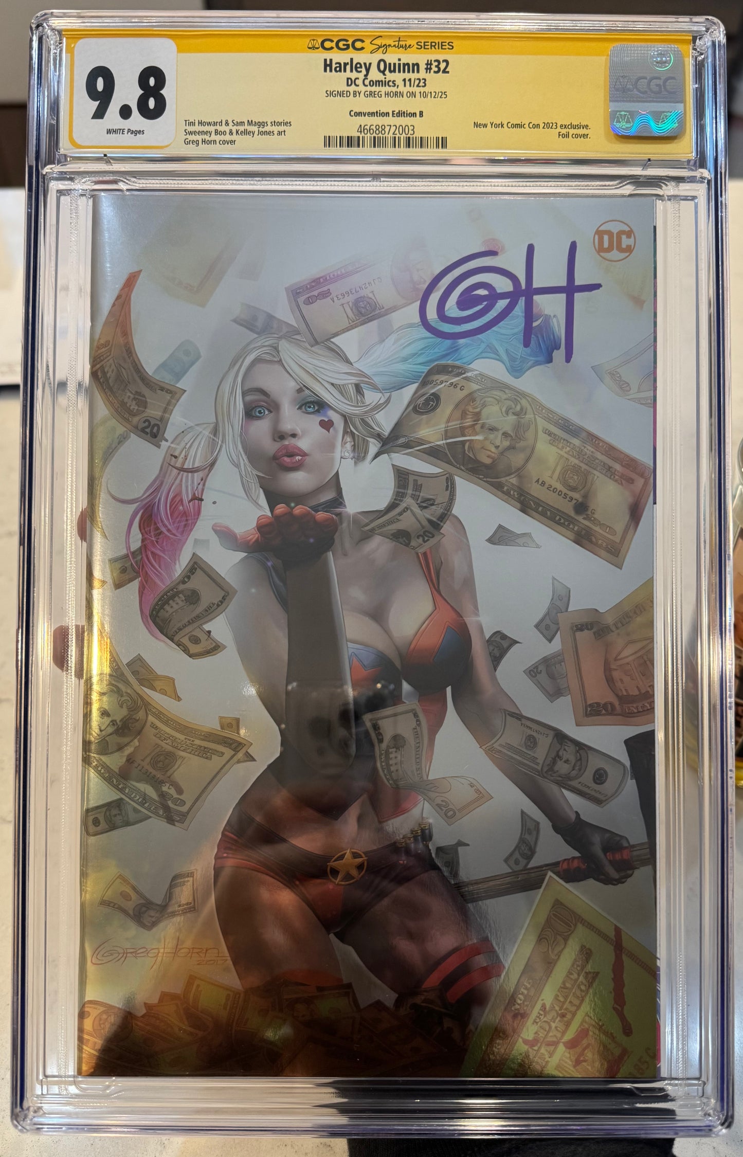 Harley Quinn #32 CGC SS 9.8 (DC, 2923) Signed By Greg Horn Convention Edition B